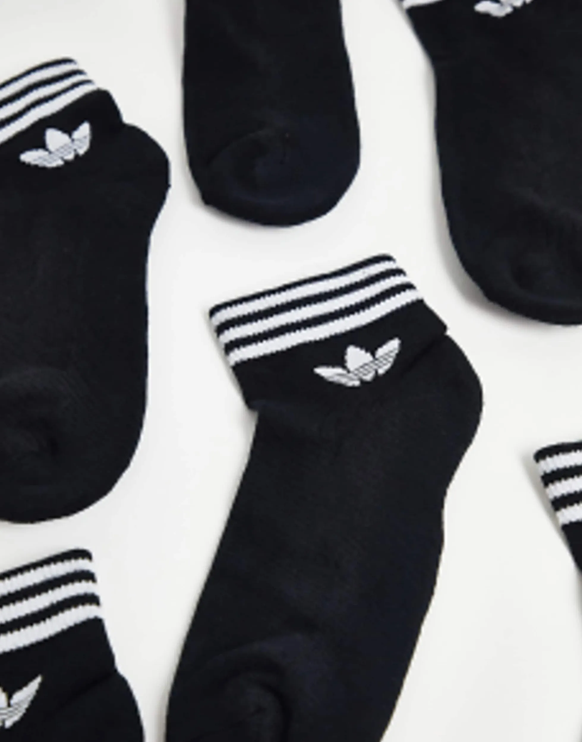 Socks & Tights*adidas Originals Adicolor Trefoil 3 Pack Ankle Socks In Black