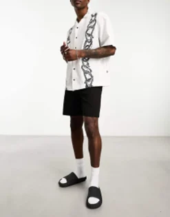 Shorts*ADPT Twill Wide Fit Shorts In Black