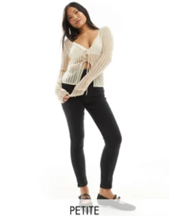 Petite*Bershka Petite High Waist Skinny Jean In Black