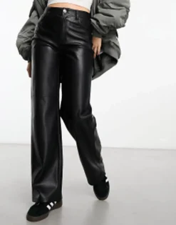 Trousers & Leggings*Bershka Straight Leg Faux Leather Trousers In Black