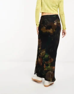 Skirts*DESIGN Chiffon Bias Maxi Skirt In Large Scale Dark Floral Print