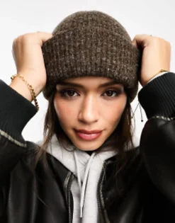 Hats*DESIGN Chunky Double Roll Beanie In Chocolate Brown