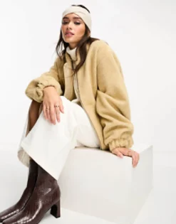 Hats*DESIGN Cross Over Knit Headband In Light Oatmeal Beige