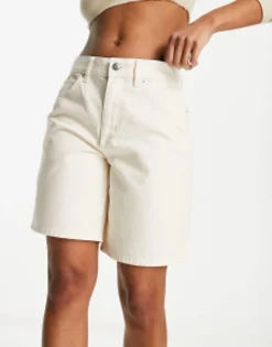 Shorts*DESIGN Denim Bermuda Shorts In Ecru