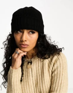 Hats*DESIGN Fisherman Rib Beanie Hat In Polyester In Black