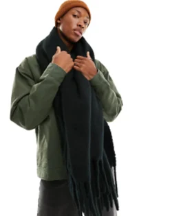 Scarves*DESIGN Fluffy Blanket Scarf In Black