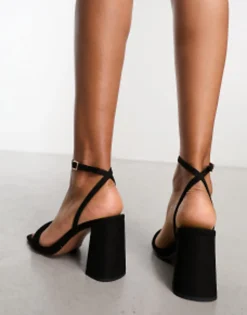 Sandals*DESIGN Hilton Barely There Block Heeled Sandals In Black