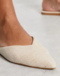 Flat Shoes*DESIGN Luna Pointed Ballet Mules In Natural Fabrication