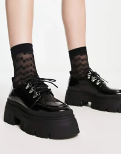 Loafers*DESIGN Maddison Chunky Loafer In Black