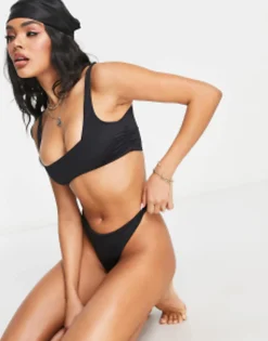 Swimwear & Beachwear*DESIGN Mix And Match Square Neck Crop Bikini Top In Black