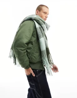 Scarves*DESIGN Oversized Fluffy Scarf In Green Check Light Green