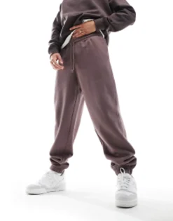 Tracksuits*DESIGN Oversized Heavyweight Joggers In Washed Brown Peppercorn