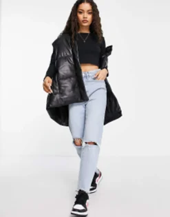 Petite*Petite Design Fitted Crop T-Shirt With Long Sleeve In Black