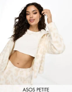 Petite*Petite Design Lounge Co-Ord Animal Borg Set In Cream