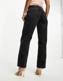 Petite*Petite Design 90'S Straight Jean In Washed Black