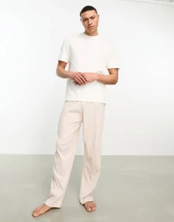 Tracksuits*DESIGN Pyjama Lounge Set With T-Shirt And Trousers In Rib Beige
