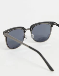 Sunglasses*DESIGN Retro Metal Sunglasses With Smoke Lens In And Matte Black Gunmetal
