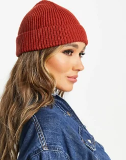 Beanies*DESIGN Rib Beanie In Rust