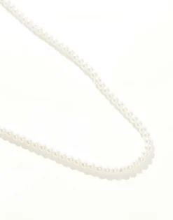 Gifts*DESIGN Short 6Mm Glass Faux Pearl Necklace In White