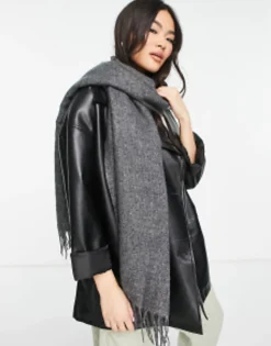 Scarves*DESIGN Supersoft Scarf With Tassels In Charcoal Grey