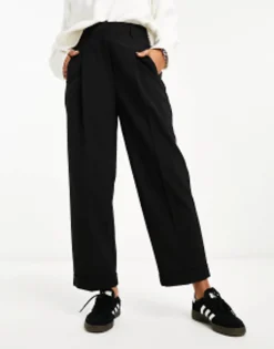 Trousers & Leggings*DESIGN Tapered Trouser With Turn Up Hem In Black