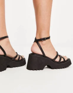 Flat Sandals*DESIGN Trippy Chunky Cleated Sandals In Black