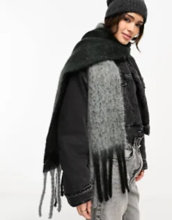 Scarves*DESIGN Two Tone Fluffy Tassel Scarf In Grey And Black Multi