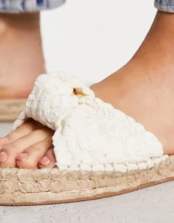 Flat Sandals*DESIGN Wide Fit Jade Knotted Espadrille Mules In Natural