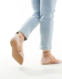 Flat Shoes*DESIGN Wide Fit Larna Pointed Ballet Flats In Beige