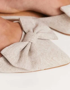 Flat Shoes*DESIGN Wide Fit Lass Oversized Bow Pointed Flat Mules In Natural Fabrication