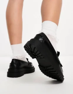 Loafers*DESIGN Wide Fit Majesty Chunky Fringe Loafer In Black