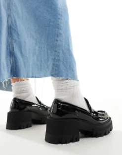 Loafers*DESIGN Wide Fit Script Chunky Mid Heeled Loafers In Black Patent