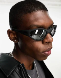 Sunglasses*DESIGN Wrap Around Racer Sunglasses With Mirrored Lens In Matte Black