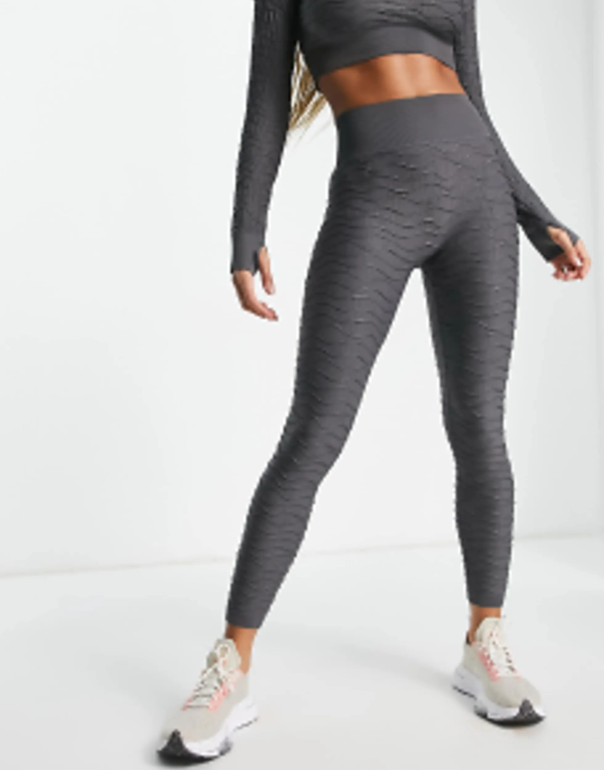 Shorts*HIIT Wbseamless Textured Long Sleeve Crop Top, Bralet, Booty Short And Legging