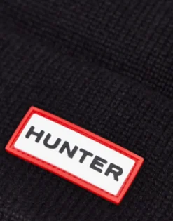 Beanies*Hunter Beanie With Tab Logo In Black