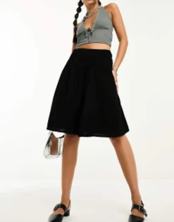 Skirts*Motel Shirred Waist Y2K Cotton Midi Skirt In Black