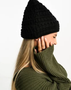 Hats*My Accessories London Knitted Square Beanie In Black