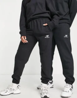 Sportswear*New Balance Unisex Logo Joggers In Black