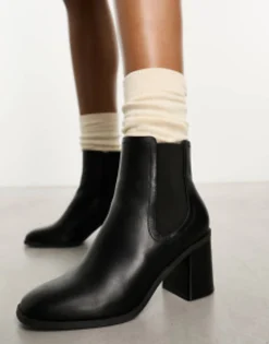 Chelsea Boots*New Look Heeled Chelsea Boots In Black