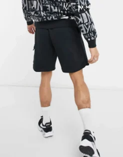 Shorts*Nike Club Cargo Short In Black