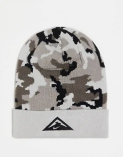 Beanies*Nike Running Trail Dri-Fit Unisex Camo Printed Beanie In Grey