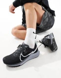 Sportswear*Nike Running Trail Pegasus 4 Trainers In And White Black