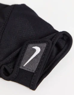 Gloves*Nike Training Elemental Womens Fitness Gloves In Black