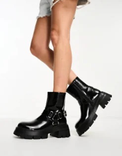 Chelsea Boots*Public Desire Blizzard Harness Biker Boots In Black Black Pu
