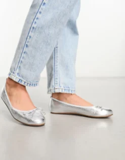 Flat Shoes*River Island Bow Tie Ballet Shoe In Silver