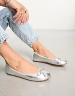 Flat Shoes*River Island Bow Tie Ballet Shoe In Silver