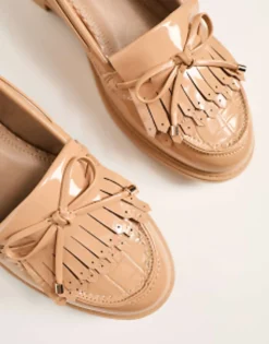 Loafers*River Island Fringed Detail Patent Loafer In Beige Beige - Light