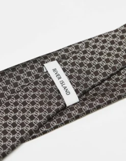 Ties*River Island Geo Tie And Clip Set In Brown