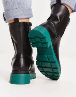Chelsea Boots*Simply Be Wide Fit Chunky Flat Chelsea Boot With Contrast Sole Black