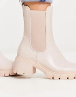 Chelsea Boots*Simply Be Wide Fit Cleated Block Heeled Chelsea Boot In Stone Beige